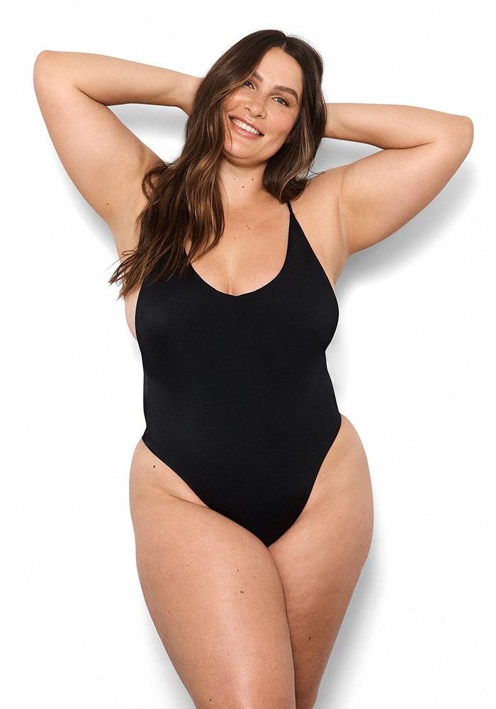 Vicious: The Dos Gardenias Signature Suit