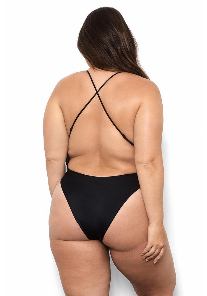Vicious: The Dos Gardenias Signature Suit